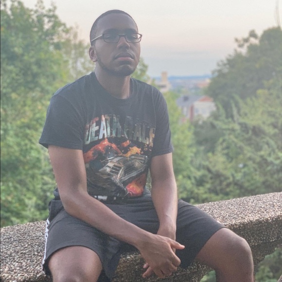 Meet your Posher, Malacki - Picture 1 of 1